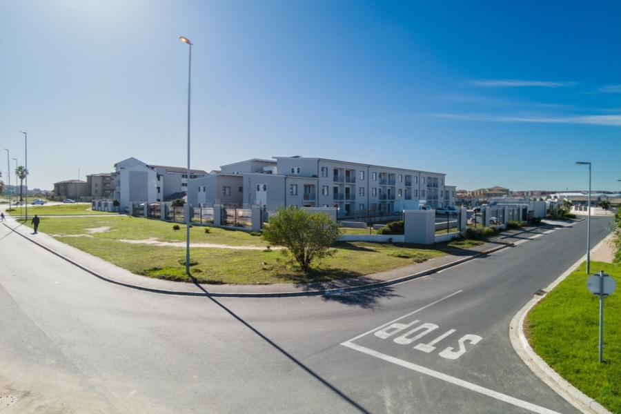 2 Bedroom Property for Sale in Parklands Western Cape